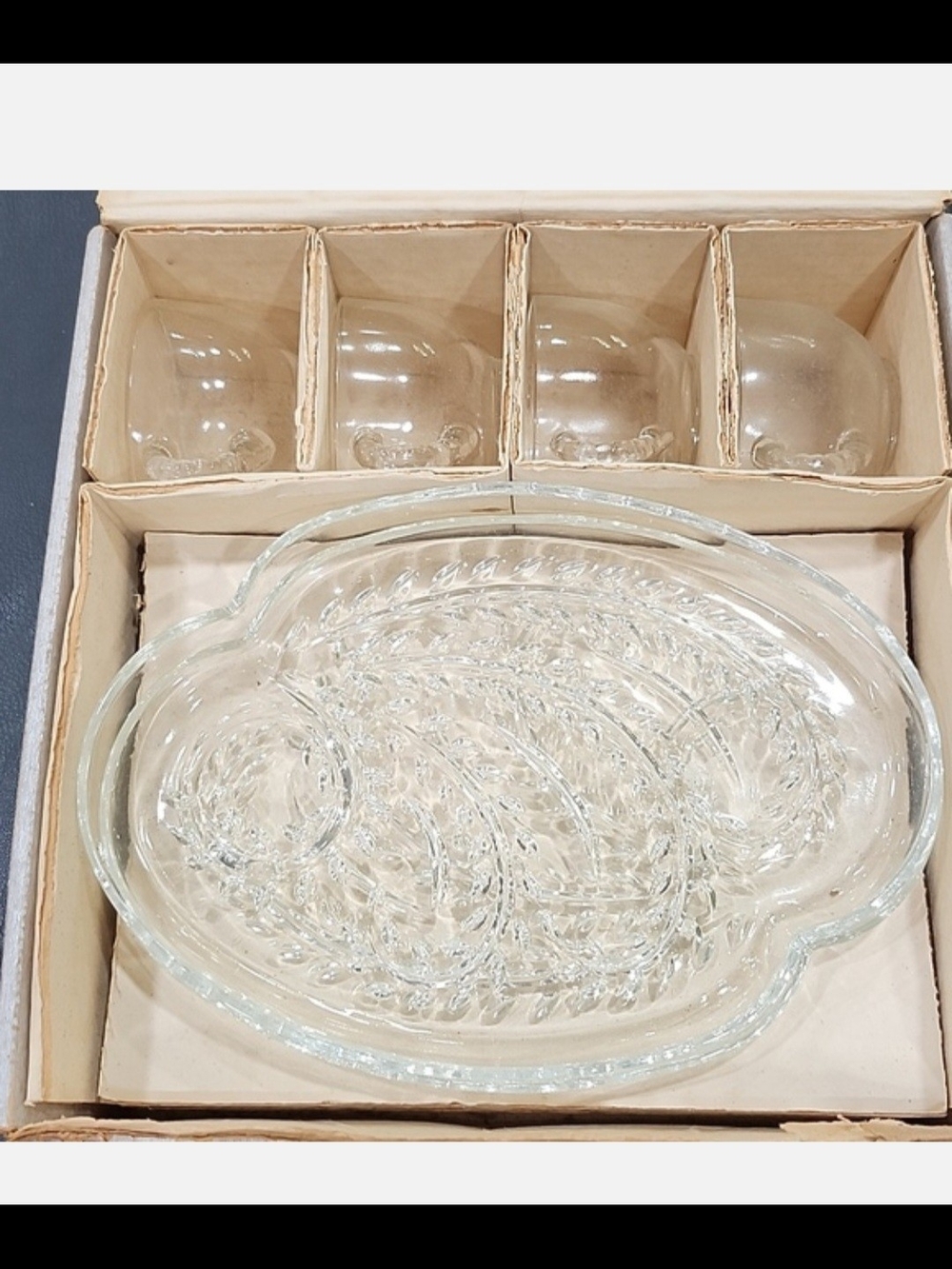 1950s FEDERAL GLASS "HOMESTEAD" SNACK SET